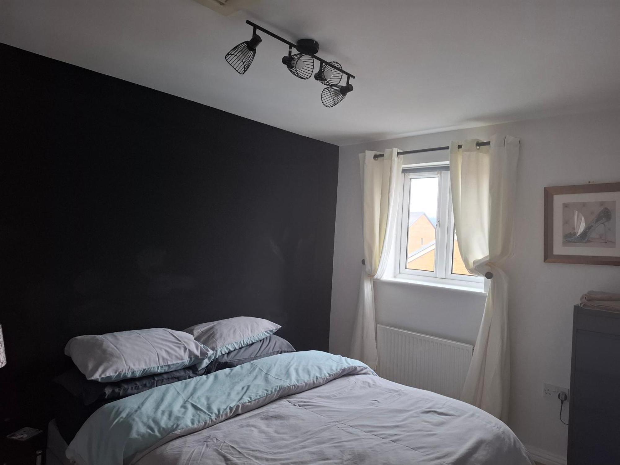Driftmark Beachfront Location Aberavon Beach Sea Views Large Driveway Parking Private Site Fibre Optic Wi Fi Port Talbot Εξωτερικό φωτογραφία
