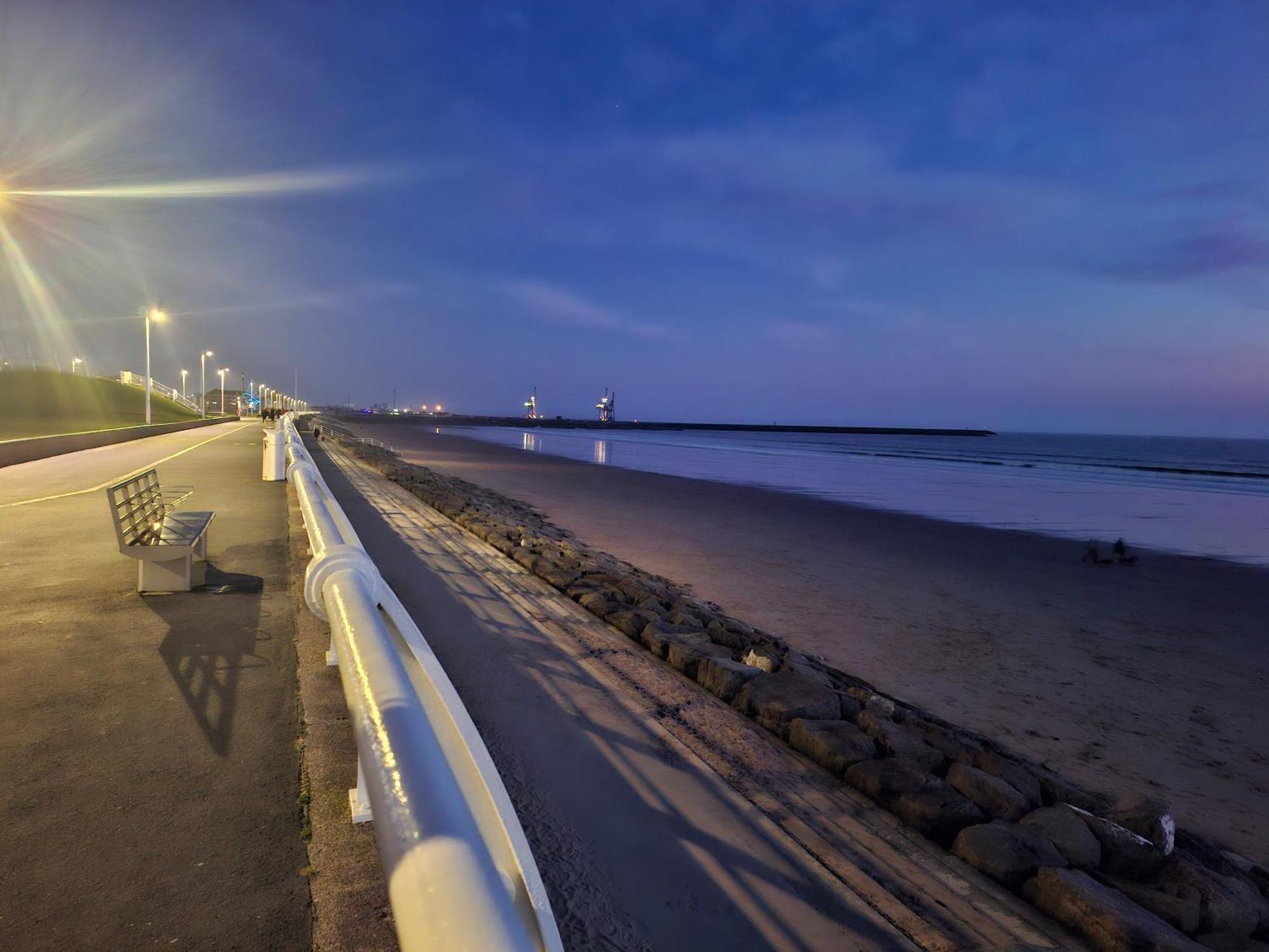 Driftmark Beachfront Location Aberavon Beach Sea Views Large Driveway Parking Private Site Fibre Optic Wi Fi Port Talbot Εξωτερικό φωτογραφία